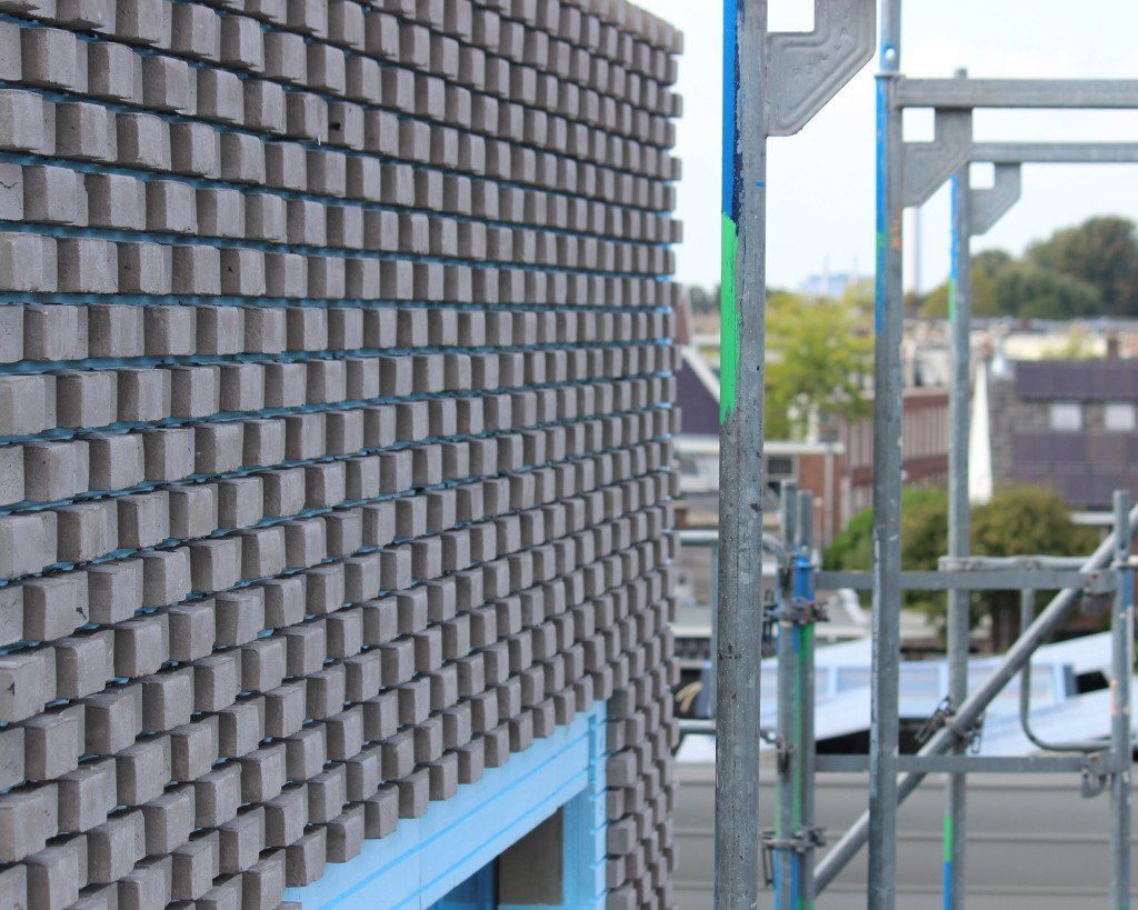 EasylationWall = Stunning easy to use - available from SMET