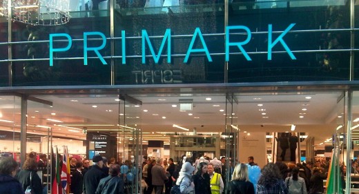 Fast Floor Screed lay flowing screed in Primark, Frankfurt