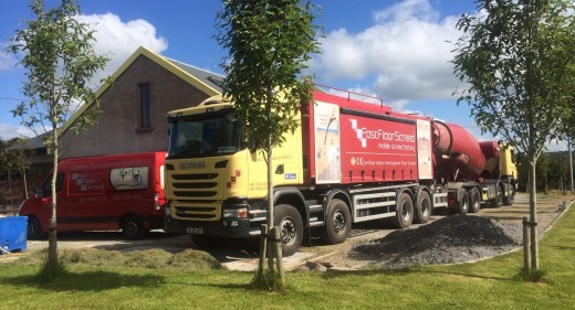 The Fast Floor Screed Mobile Screed Factory carries our Sudanit 280 Alpha Hemihydrate binder, sand & aggregates and water in separate compartments
