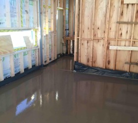 Timber frame in Lusk 50 mm screed over UFH_Fast Floor Screed